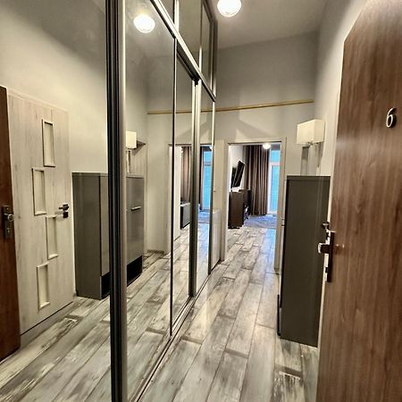 Royal City Centre Apartment Попрад Екстер'єр фото